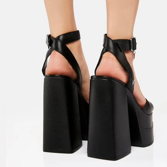 Windsor Smith Black Platform Sandals - Picture 11 of 14